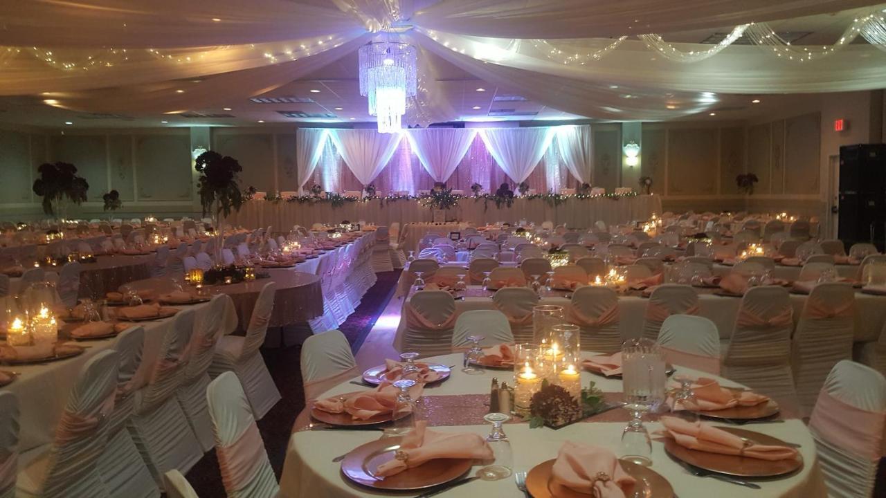 Crookston Inn & Convention Center Extérieur photo